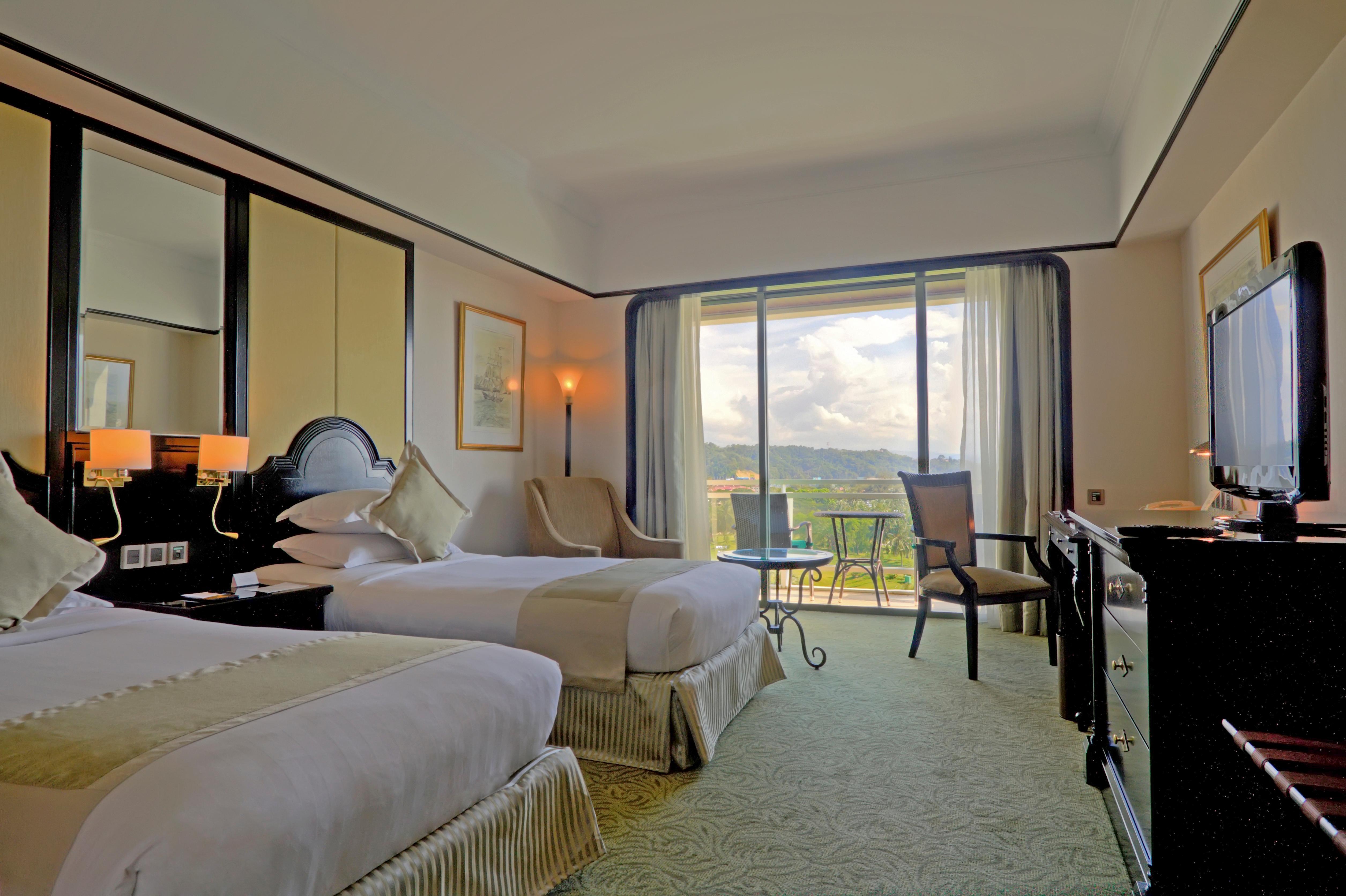 The Pacific Sutera Hotell Kota Kinabalu Exteriör bild Deluxe Room