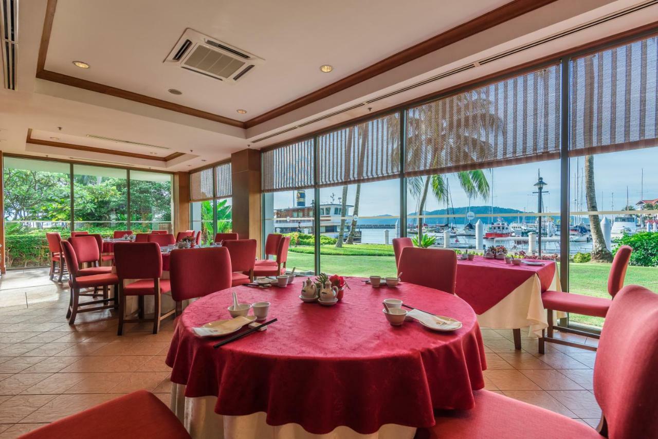 The Pacific Sutera Hotell Kota Kinabalu Exteriör bild The interior of the restaurant