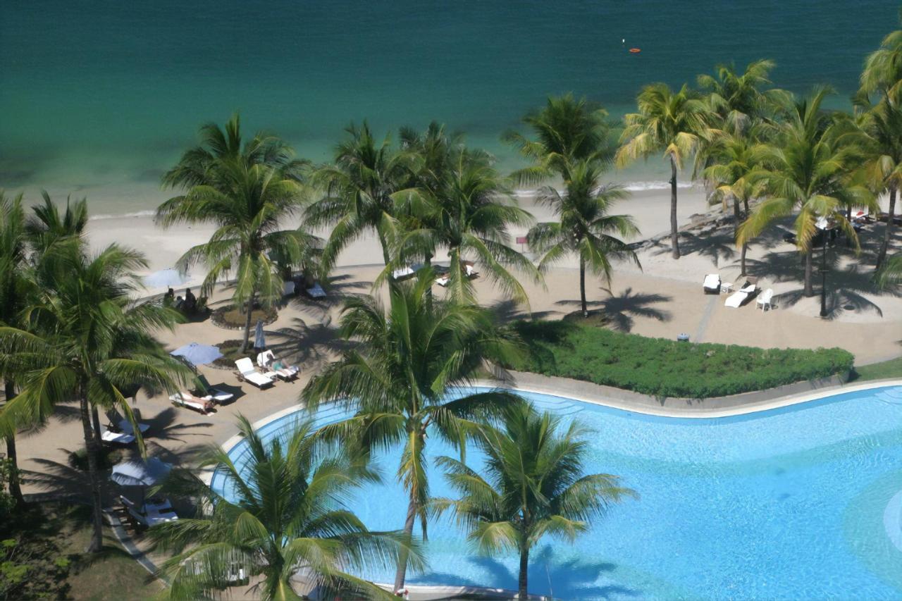 The Pacific Sutera Hotell Kota Kinabalu Exteriör bild The beach at the Atlantis Paradise Island